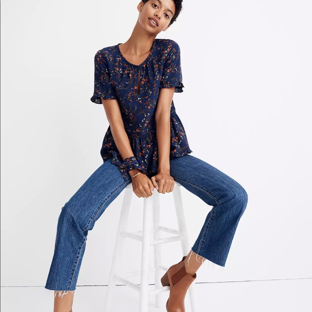 Madewell Silk Stanza Ruffle-Hem Top in Moonless Floral